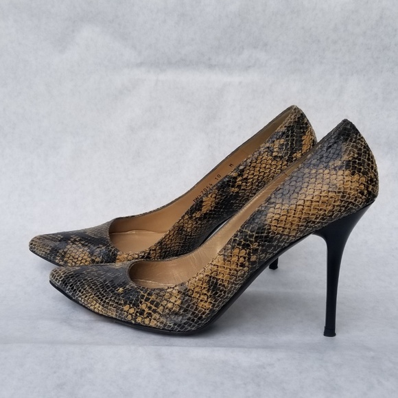Stuart Weitzman Shoes - Stuart weitzman Anaconda snakeskin pumps